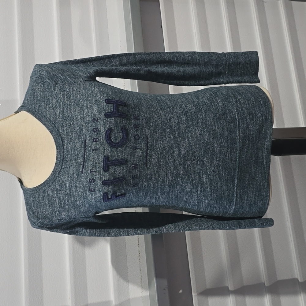 Abercrombie & Fitch Heathered Gray Long Sleeve Tee Size Small